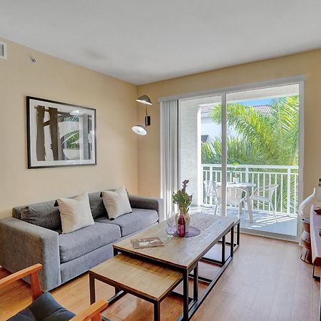Dharma Home Suites South Miami At Red Road Commons Extérieur photo