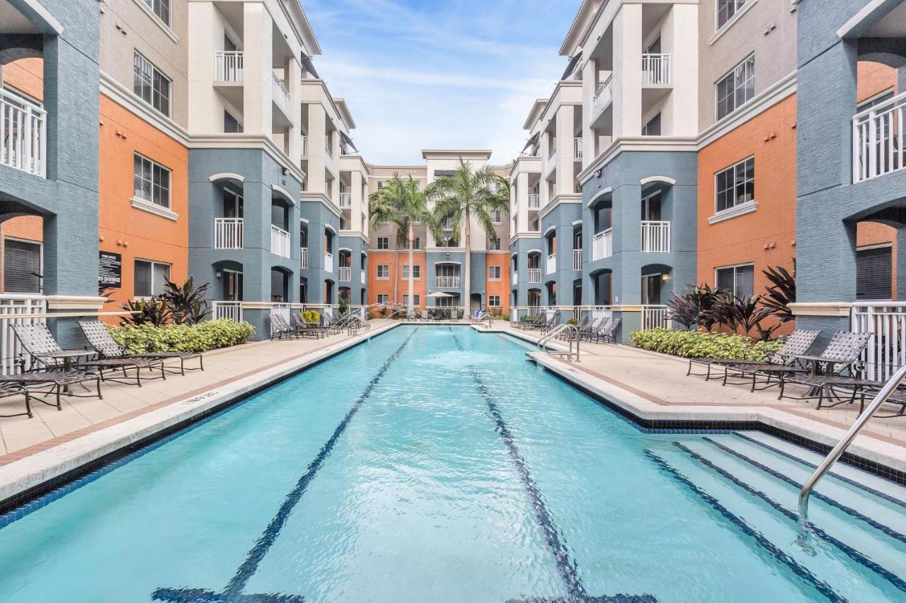 Dharma Home Suites South Miami At Red Road Commons Chambre photo