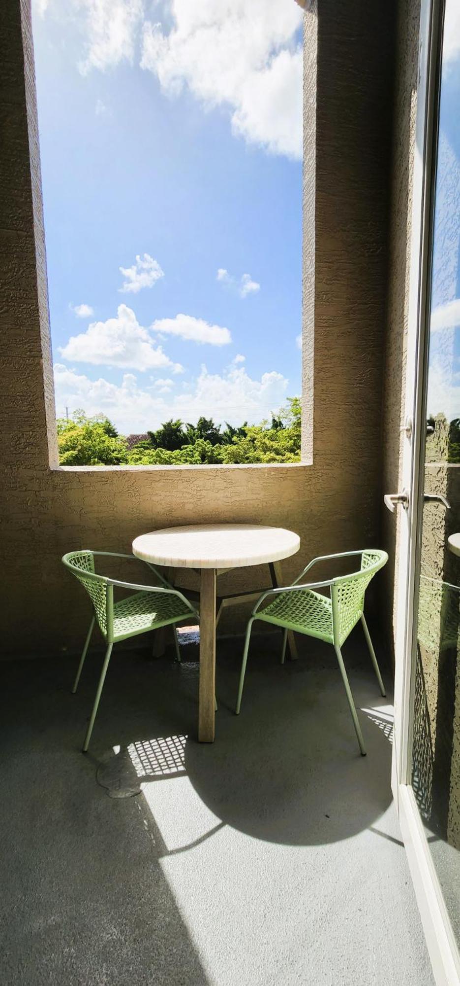 Dharma Home Suites South Miami At Red Road Commons Extérieur photo