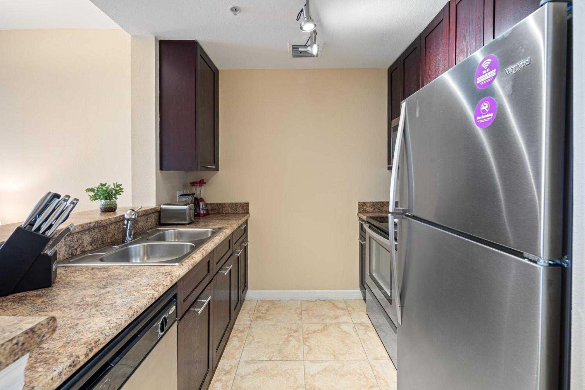 Dharma Home Suites South Miami At Red Road Commons Extérieur photo